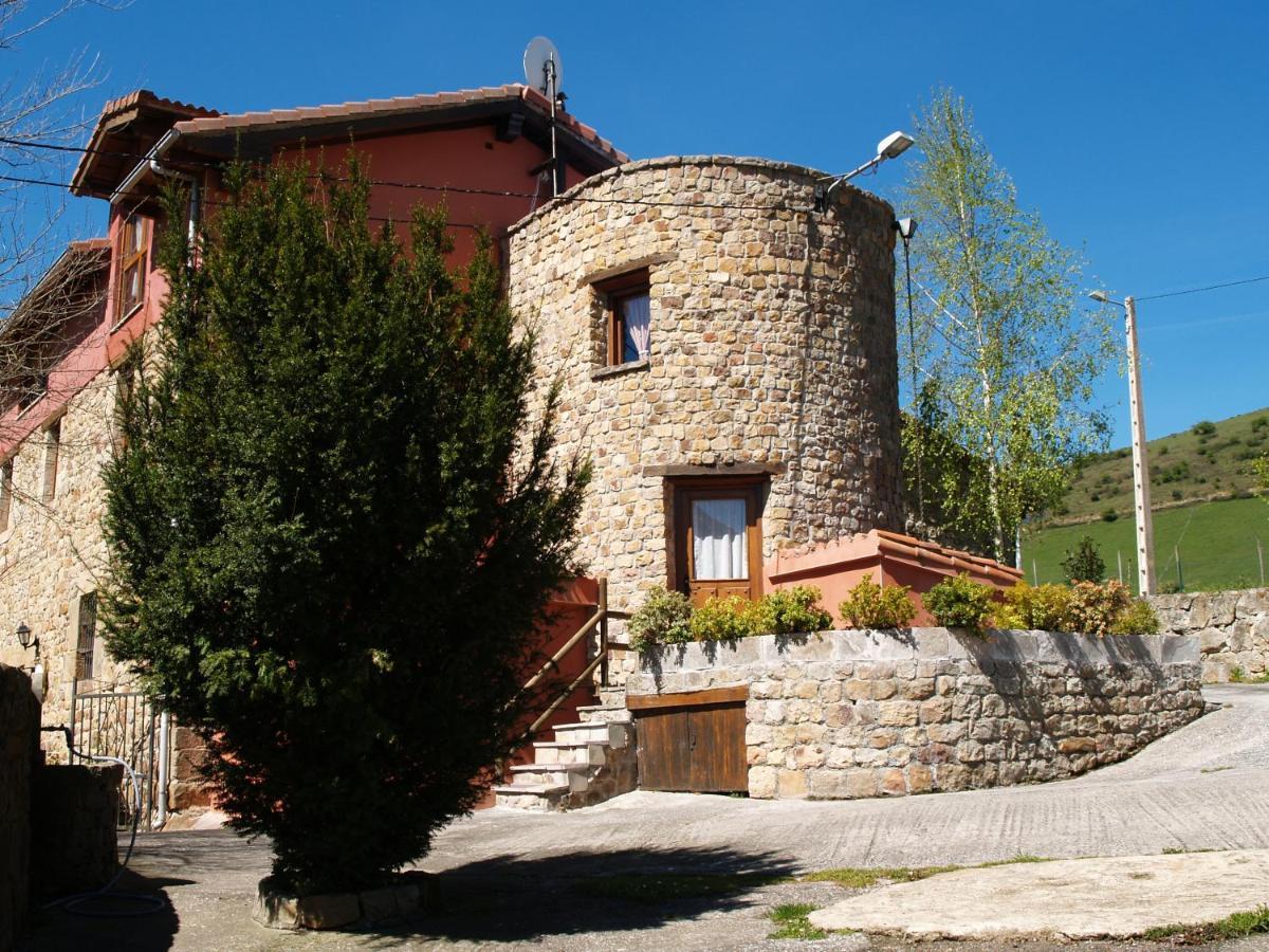 Albergue La Torre Santiurde de Reinosa Ngoại thất bức ảnh