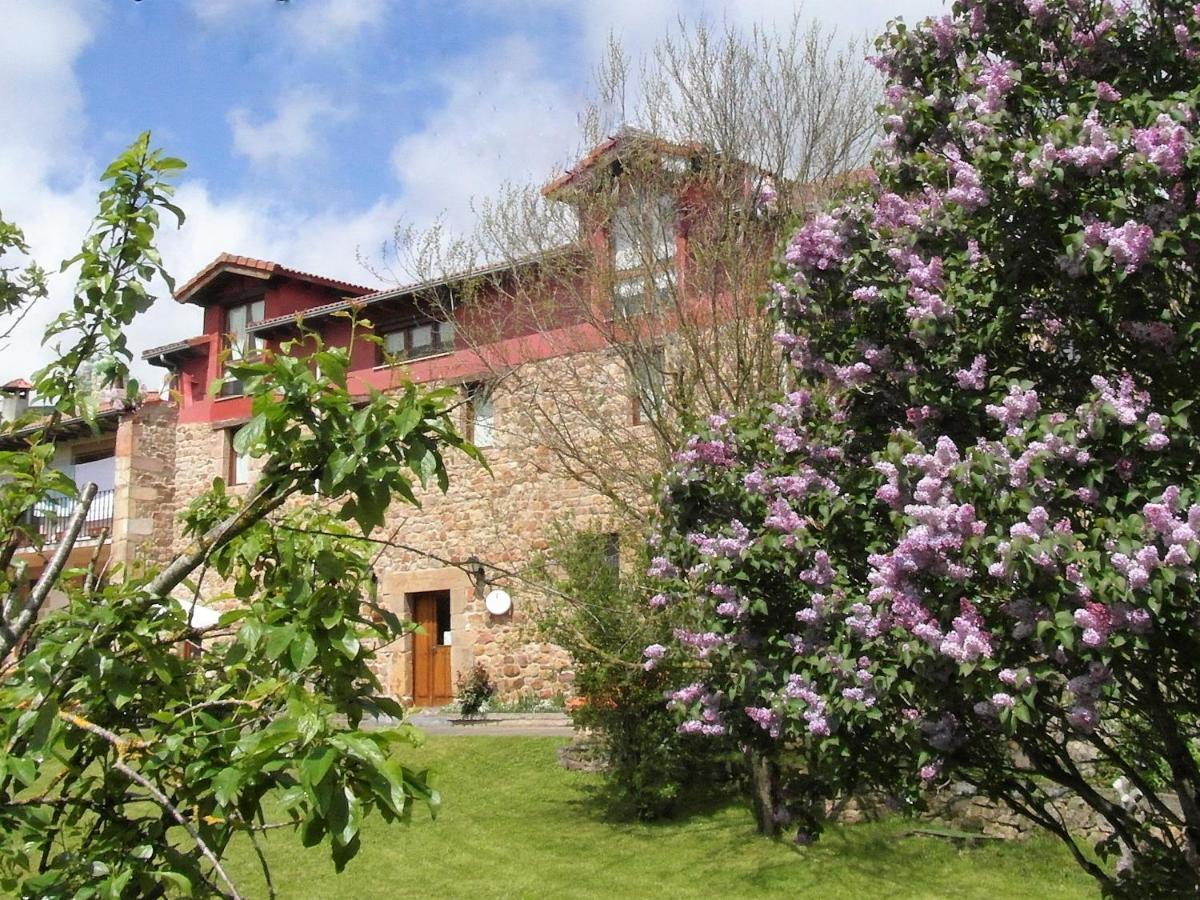 Albergue La Torre Santiurde de Reinosa Ngoại thất bức ảnh